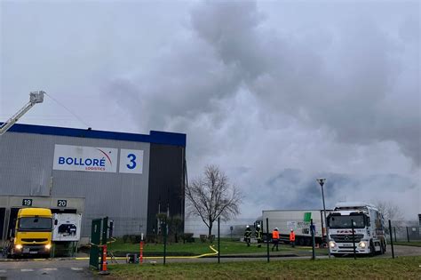 L’incendie chez Bolloré Logistics près de Rouen finalement